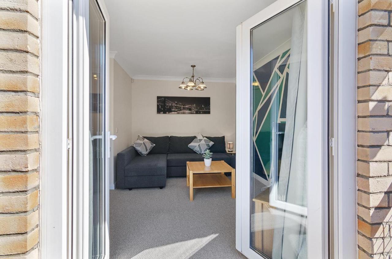 4Br Townhouse Wbalcony Free Parking Fast Wi-Fi Villa NWI Eksteriør billede