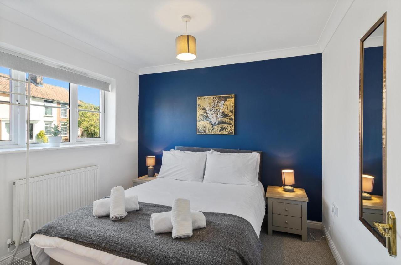 4Br Townhouse Wbalcony Free Parking Fast Wi-Fi Villa NWI Eksteriør billede
