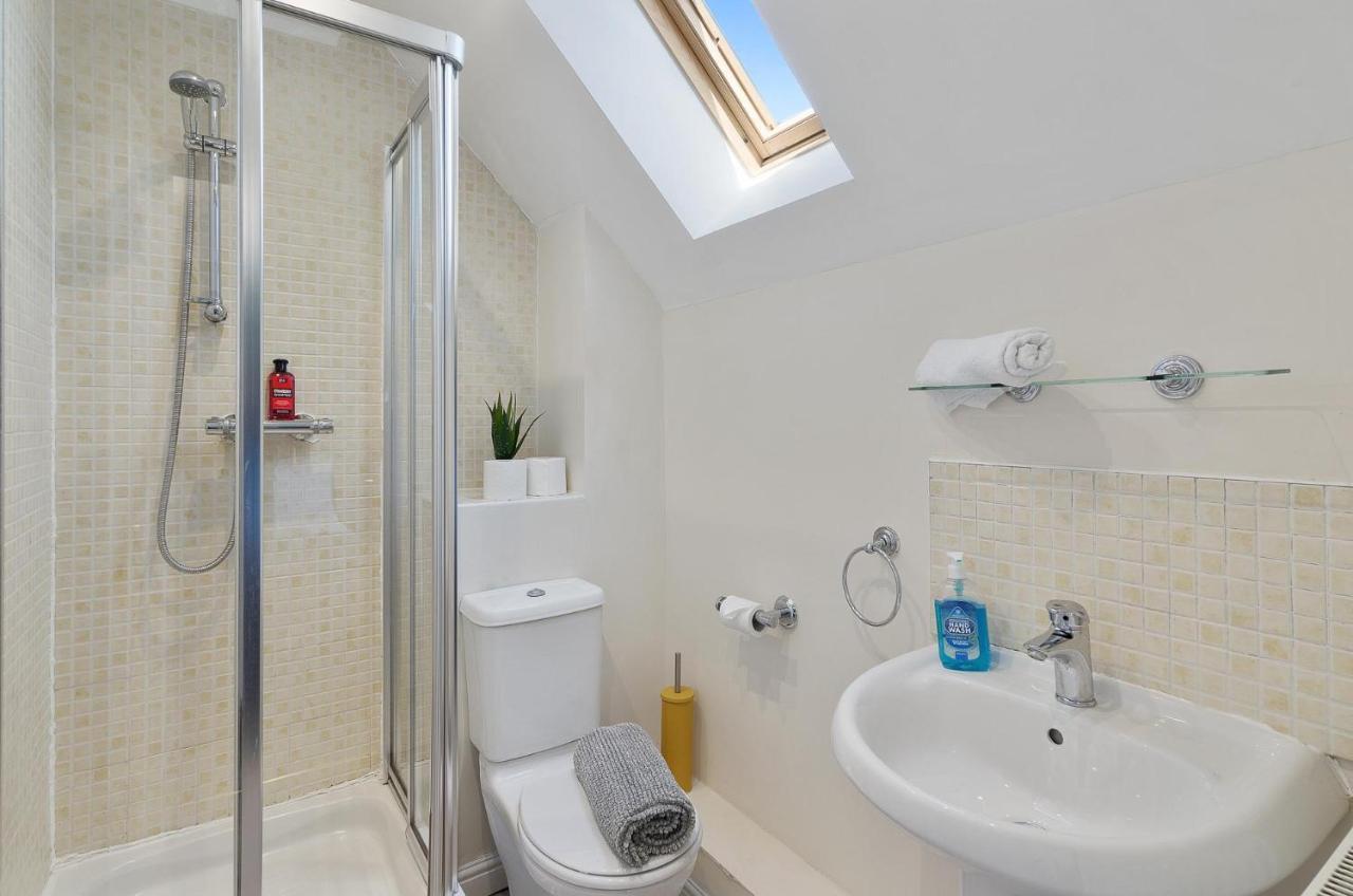 4Br Townhouse Wbalcony Free Parking Fast Wi-Fi Villa NWI Eksteriør billede
