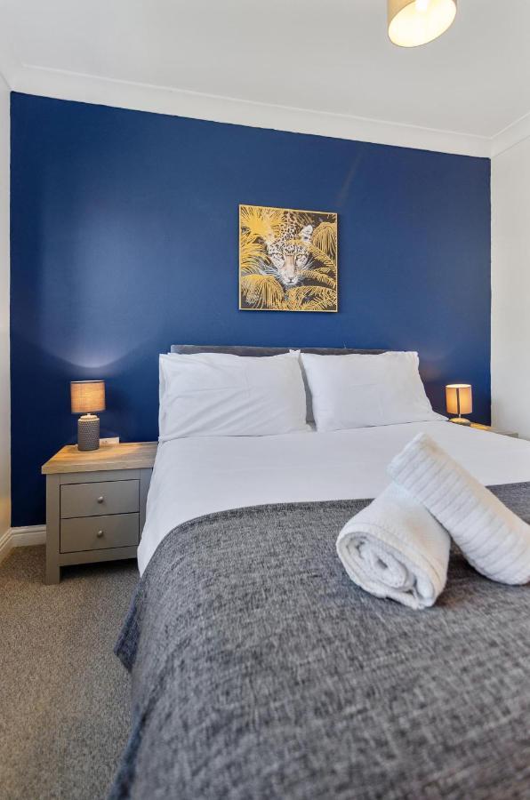 4Br Townhouse Wbalcony Free Parking Fast Wi-Fi Villa NWI Eksteriør billede